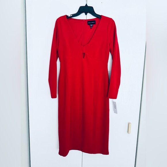 Donna Morgan Maggy keyhole long sleeves sheath dress cherry red US 6 Small - Picture 8 of 12